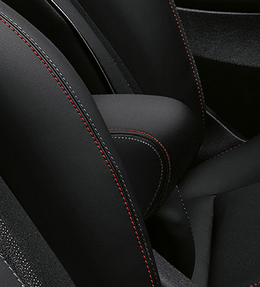 FRONT ARMREST