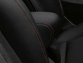 FRONT ARMREST